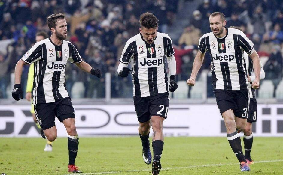 巴萨vs法兰克福，亚马尔带球被断，克瑙夫单刀破门（巴萨对阵法兰克福：亚马尔带球失误被断，克瑙夫反击单刀破门）