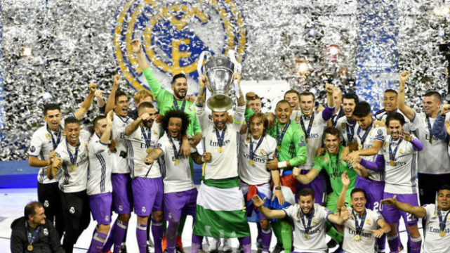 官方：皇家社会与达尼-迪亚斯续约，为近期完成的第七笔续约（官宣：皇家社会与达尼-迪亚斯完成续约，系近期第七笔）