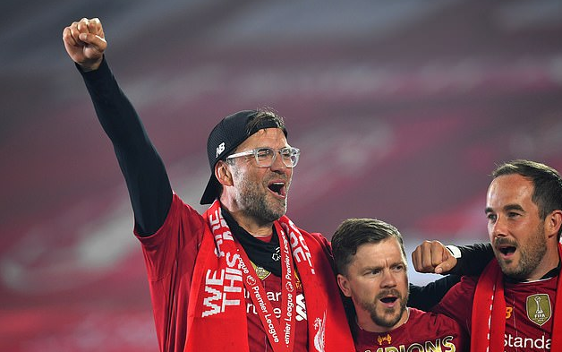 米兰300万欧引进哥伦比亚20岁左后卫阿里萨拉，明年一月份来米兰报到（AC米兰300万欧签下哥伦比亚20岁左后卫阿里萨拉，明年1月赴队报到）