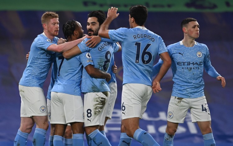 球星用表现回应所有质疑（球星以实力回击所有质疑）