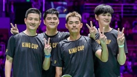 英媒：桑乔等4人将在曼联一线队回归后被下放至U21更衣室（英媒：桑乔等四人回归一线队后将被安排到U21更衣室）