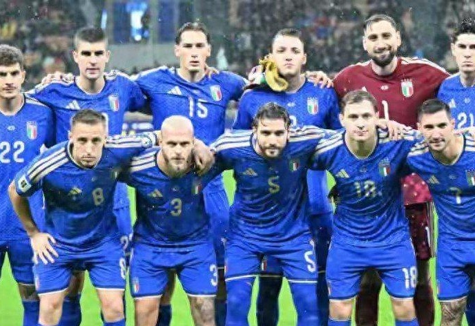 佩雷茨：诺伊尔是有史以来最优秀的门将；我本想成为汉堡首发（佩雷茨：诺伊尔堪称史上最佳门神；本想在汉堡坐稳主力）